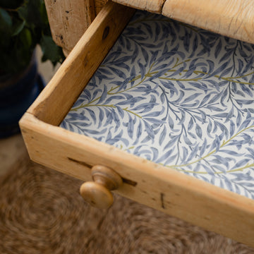In the Little Yellow House: Dresser Drawer Liners